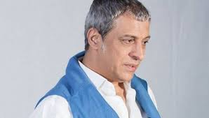 Ο θέμης αδαμαντίδης είναι ένας από τους σπουδαιότερους λαϊκούς εκπροσώπους της γενιάς του. 8emhs Adamantidhs H Stigmh Toy 3ylodarmoy Toy Sth Syggroy Pics Vid Ydrogeios 106 9 Fm