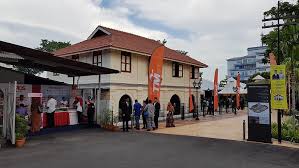 Revenue also fell to rm11.82 billion in fy2018 from rm12.08 billion previously. Yayasan Telekom Malaysia Myfdc