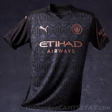 La mayoría de la indumentaria es color negro con la mayoría de la playera y shorts. Manchester City 2020 21 Puma Away Kit Todo Sobre Camisetas