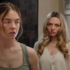 Sydney Sweeney se pasa al cine de terror para adaptar un best seller de la  literatura junto a Amanda Seyfried