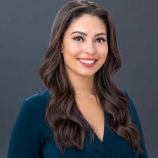 What is killing the fish in Lake Eustis northeast shore?