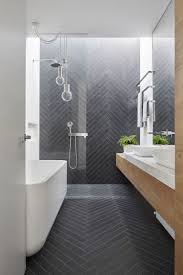 Douche Italienne Salle De Bain Carrelage Gris Point Hongrie Moderne Idee Salle De Bain Salle De Bain 6m2 Salle De Bains Carrelage Gris