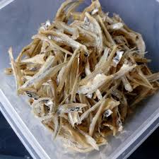 Gambar nasi goreng ikan bilis. 7 Cara Nak Dapatkan Ikan Bilis Goreng Yang Lebih Rangup Tahan Lama Tak Liat