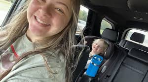 What you can't see is that we bullied each other all day ... anyways 😅  enjoy our bloopers 😉 #LoveYouToHeavenAndBack ♥️