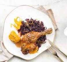 Knusprige Entenkeule Mit Blutenhonig Glaciert Rezept Rezept Entenkeule Lebensmittel Essen Leckeres Essen