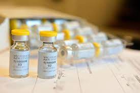 The johnson & johnson vaccine has the advantages of being one shot, not two, and being stored at regular refrigeration temperatures for up to three months. Vaccino Johnson Johnson Servira Una Seconda Dose