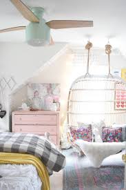 Further, it is powered by a powerful motor that gives powerful air movement for proper circulation in the room. Modern Ceiling Fans