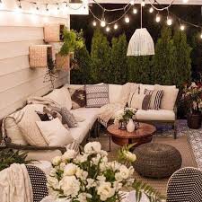 Douce Soiree Du Mois De Juin Madecoamoi Maisondumonde Deco Printemps Hellojune Jardin Salon Decorating Achtertuin Patio Huis Buitenkant Achtertuinen