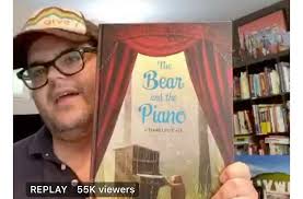 Frozen's 'Olaf' reads The Bear and the Piano bed-time story