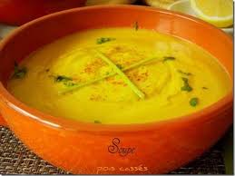 250 g de pois cassés, 2 oignons hachés, 1 litre de bouillon de légumes. Les Meilleures Recettes De Soupe Aux Pois Casses