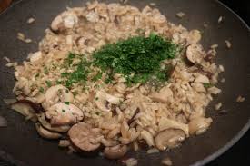 Risotto Ai Funghi Champignon Risotto Eatalicious Rezept Pilzrisotto Rezept Risotto Champignons Risotto Rezepte