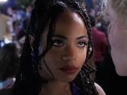 Today is actress Gina Ravera's 59th birthday (born May 20, 1966). She has  appeared in the films Showgirls (1995), Soul Food (1997), Kiss the Girls  (1997), and The Great Debaters (2007). She