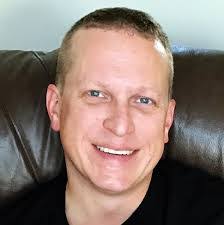 Randall Olson's Instagram, Twitter & Facebook