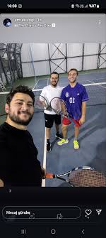 Feel the thrill with Agnieszka Bobek and a Thai goddess