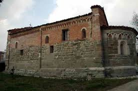 Vuoi essere aggiornato sulla programmazione di questa location? Chiesa Di San Pietro Comune Di Albugnano