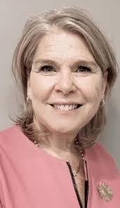 Elizabeth Ruby's Instagram, Twitter & Facebook