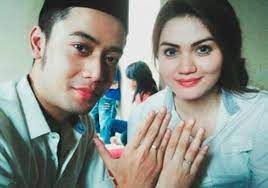 Elmatu aku yang salah cover krisshatta luis aveiro cover version video clip. Putranya Rela Pindah Agama Demi Hilda Vitria Ibunda Kriss Hatta Terlalu Cinta Akhirnya Begini Semua Halaman Grid Hot