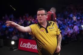 Helens, and barrow, as a prop. Dave Chisnall Wins Group Four To Reach Home Tour Semi Finals Pdc