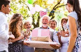 Da bist du hier garantiert goldrichtig! Geburtstagsgeschenke Fur Den Opa Diese Ideen Uberraschen