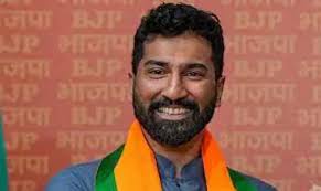 He will be thrown out like used curry leaves: Ajith Antony