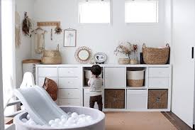 𝚗 𝚊 𝚗 𝚊 𓆸 s instagram profile post 少し前にキッズルームの収納を ikea の カラックス に替えました おもちゃや子供達の洋服は ここに収納してます 𓃹 そういえばむすこの1歳の誕生 ikea カラックス キッズルーム インテリア 家具