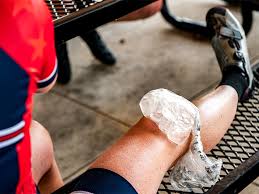Inflammation of the tendon sheath can cause pain at the front of the ankle, particularly when bending the foot and toes up. Ligament Vs Tendon What S The Difference