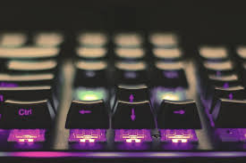 Vamos a empezar con varias paginas desde las que descargarte fondos de pantalla a maxima resolucion. Las 25 Mejores Ofertas De Accesorios Monitores Y Pc Gaming Asus Bose Razer En Nuestro Cazando Gangas