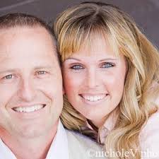 Elliot Collins (@ElliotRCollins)