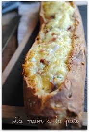 Baguette Gratinee Facon Savoyarde Recettes De Cuisine Recette Tartine Recette Baguette Farcie