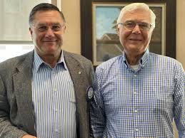 Para conocer la base tecnológica, concepto y la mirada al futuro del petro como instrumento de intercambio y ahorro. At History S Edge With Former Secret Service Agent Joe Petro Rotary Club Of Allentown