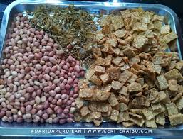 Tempe•bawang putih•bawang merah•cabe rawit•cabe merah besar. Resepi Sambal Goreng Tempe Kering Dan Garing Ceritera Ibu