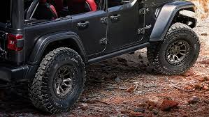 However, when motortrend questioned jeep about a possible gladiator v8, a spokesperson said jeep wouldn't commit to one at this time. Finally With Steam Jeep Wrangler Rubicon 392 Concept