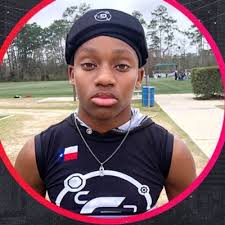 Isaiah Jones @MekhiJones28