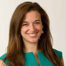 Emily Grossman's Instagram, Twitter & Facebook