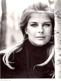 Candice Bergen was 19 years old when she signed