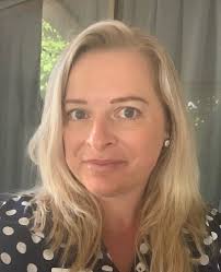 Melanie Wheatley's Instagram, Twitter & Facebook