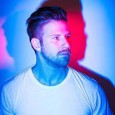 Kevin Hocker's Instagram, Twitter & Facebook