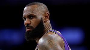 NBA Hall of Famer Takes Harsh Shots At Lakers' LeBron James