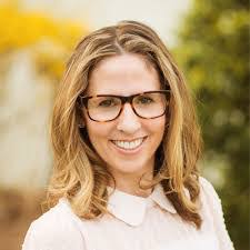 Lorrie Hurst's Instagram, Twitter & Facebook