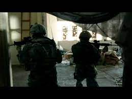 En Tierra Hostil The Hurt Locker Trailer Espanol Youtube