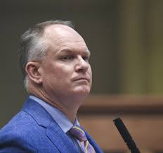 Bill to regulate fantasy sports clears Alabama Senate committee