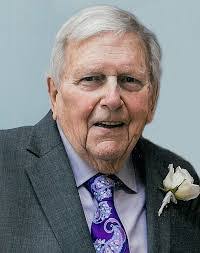 Everett Hoover's Instagram, Twitter & Facebook