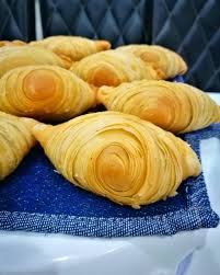 Makes 600g prep 2 hours, plus overnight chilling twice. Made Malaysia S Famous Spiral Curry Puffs From Curry To Puff Pastry From Scratch Love The Spiral Effect After Frying So Crispy Baking