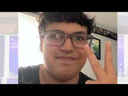 Playing Mariokart 8 DELUXE!!! part 2