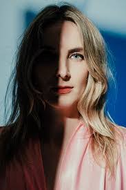 Sharon Cuthbert's Instagram, Twitter & Facebook