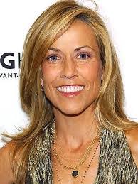 Shirley Crow's Instagram, Twitter & Facebook