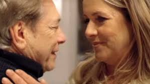 Nel video di 'Un'altra luce' il ritorno di Roberta Olivieri, la storica  fidanzata di Nino D'Angelo