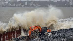 Mumbai rains 2020the month july has always been synonymous to mumbai rains. Heavy Rains Likely To Continue In Mumbai Gujarat Today Imd Issues Warning Oneindia News