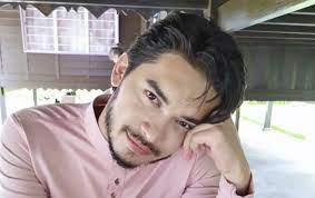 Aeril telah berkahwin dengan wawa zainal pada tahun 2013 secara rahsia. Maksud Nama Aeril Zafran