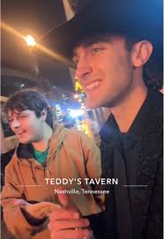 Shoutout Milo at Teddys Tavern 🤙🏽 #nashville #ryanernest #countrymusic  @Teddy’s Tavern @Milo Langmore